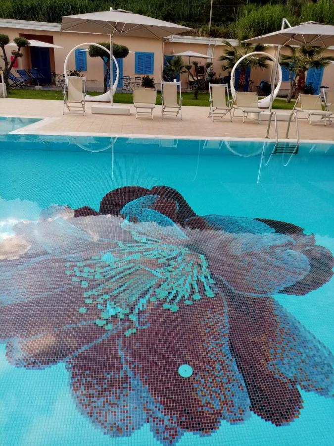Galia Luxury Resort Пиццо Экстерьер фото